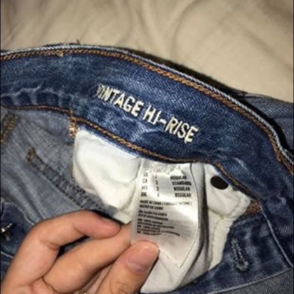 Size two American Eagle skinny jeans